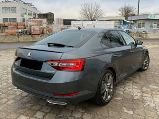 Skoda Superb foto 4