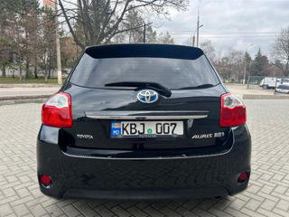 Toyota Auris foto 4