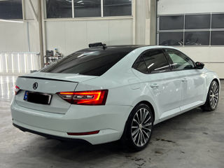 Skoda Superb foto 4