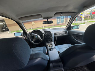 BMW 3 Series фото 5
