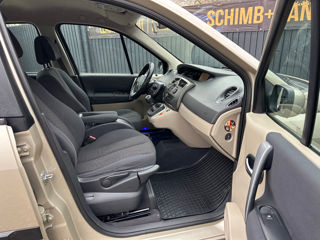 Renault Grand Scenic foto 12