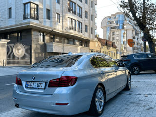 BMW 5 Series foto 5