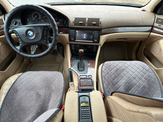 BMW 5 Series foto 9