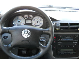 Volkswagen Passat foto 7