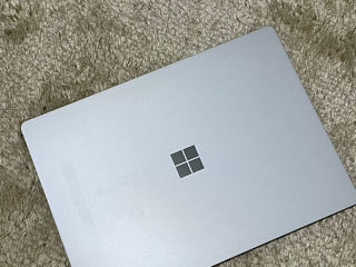 Microsoft Surface Laptop 2