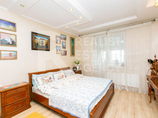 Apartament cu 4 camere, 176 m², Botanica, Chișinău foto 1