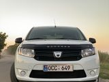 Dacia Sandero foto 2