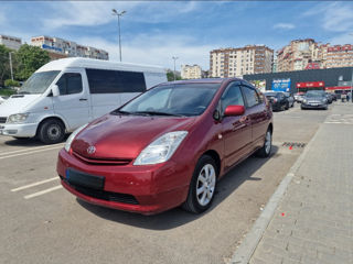 Toyota Prius foto 1