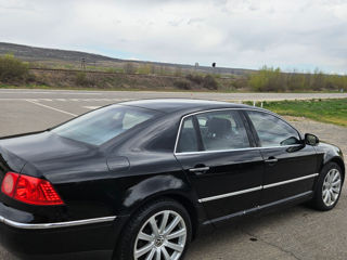 Volkswagen Phaeton foto 6