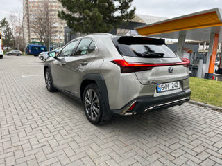 Lexus UX foto 5