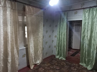 Vand casa in centru com. Cucuruzeni r-n. Orhei, продам дом в центре ком. Кукурузены Оргеевском рн