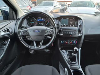 Ford Focus foto 14