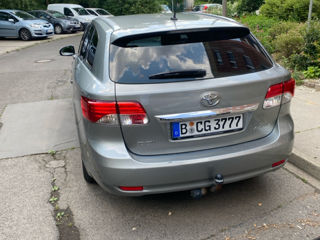 Toyota Avensis foto 7