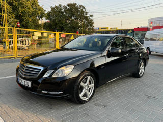 Mercedes E-Class foto 1