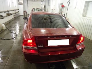 Volvo S60 foto 1