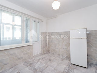 Apartament cu 3 camere, 90 m², Buiucani, Chișinău foto 14