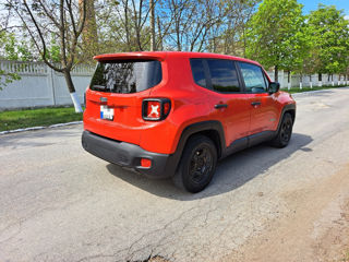 Jeep Renegade foto 3