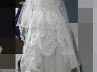 Свадебное платье и фата
