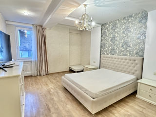 Apartament cu 2 camere, 98 m², Botanica, Chișinău foto 7