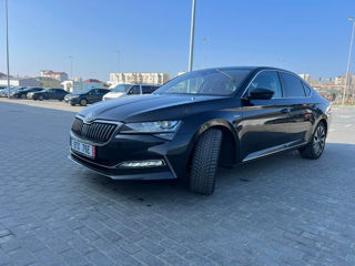 Skoda Superb foto 2