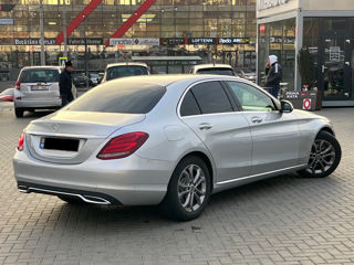 Mercedes C-Class foto 4