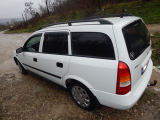 Opel Astra foto 4