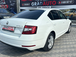 Skoda Octavia foto 5