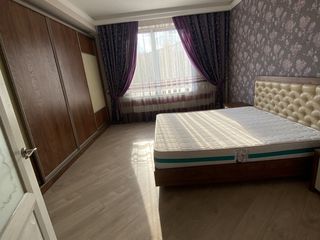 Apartament cu 3 camere, 94 m², Centru, Chișinău foto 3