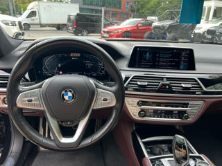 BMW 7 Series foto 10