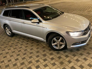 Volkswagen Passat foto 2