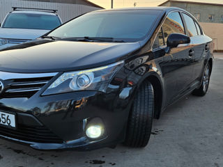 Toyota Avensis foto 5