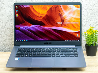 Asus Vivobook 15s/ Core I5 8250U/ 8Gb Ram/ 128Gb SSD/ 15.6" FHD IPS!