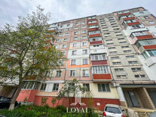 Apartament cu 2 camere, 56 m², Buiucani, Chișinău foto 3
