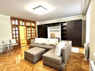 Apartament cu 3 camere, 113 m², Buiucani, Chișinău foto 7