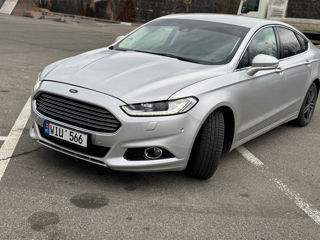 Ford Mondeo foto 6