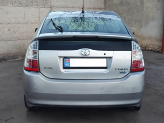 Toyota Prius foto 4