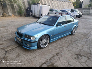 BMW 3 Series foto 4