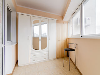 Apartament cu 2 camere, 58 m², Centru, Chișinău foto 8