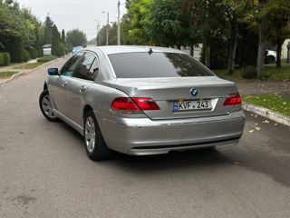 BMW 7 Series foto 4