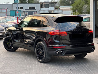 Porsche Cayenne foto 3