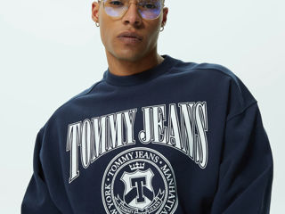 Tommy Jeans foto 2