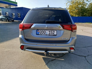 Mitsubishi Outlander foto 5