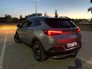 Opel Grandland X foto 2