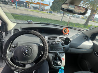 Renault Scenic foto 8