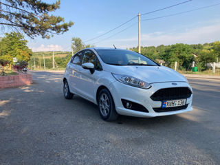 Ford Fiesta 5D