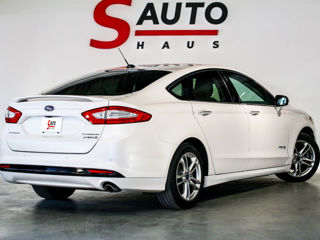 Ford Fusion foto 3