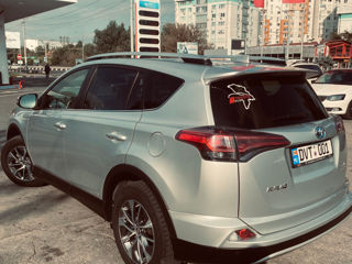 Toyota Rav 4 foto 4