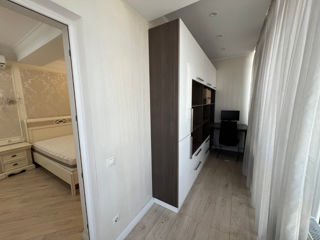 Apartament cu 2 camere, 100 m², Centru, Chișinău foto 5