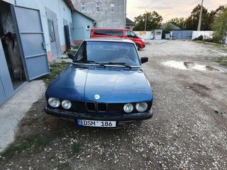 La piese BMW E34,E30,E36,E39,E46,E60,E28,E21,E12 dezmembrare! foto 3