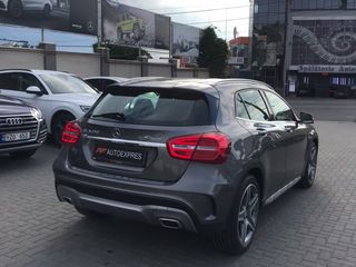 Mercedes GLA foto 4